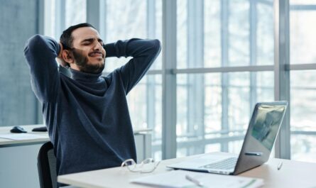 Photo by Tiger Lily: https://www.pexels.com/photo/a-man-in-black-sweater-using-a-laptop-7108958/