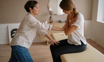 Photo by Yan Krukau: https://www.pexels.com/photo/a-patient-sitting-on-the-therapy-bed-in-front-of-a-therapist-5793901/
