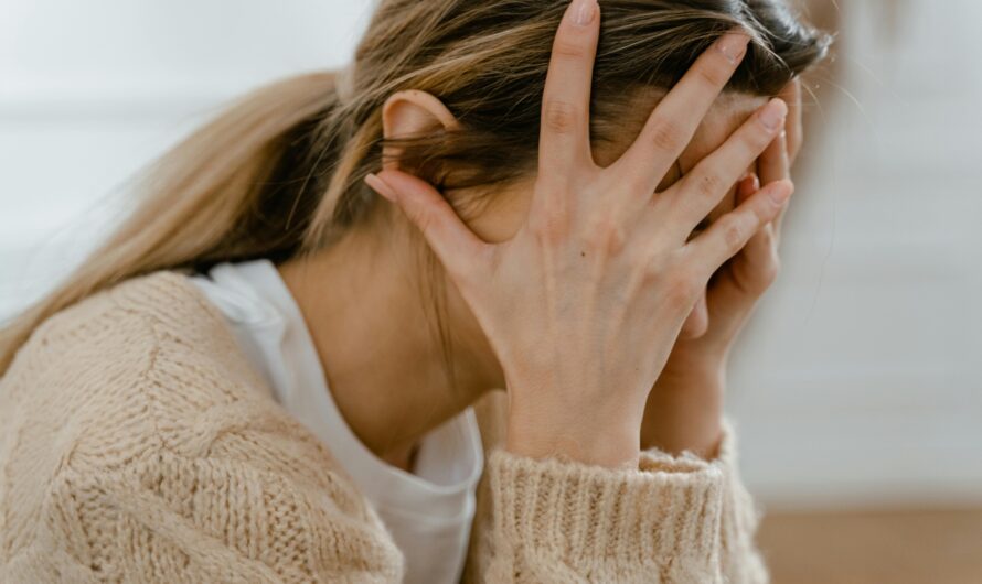 How Hypervigilance Makes Pain Feel Stronger